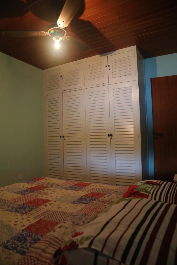 Otima Localizacao! Casa Tulipa, Praia De Pernambuco グァルジャー エクステリア 写真
